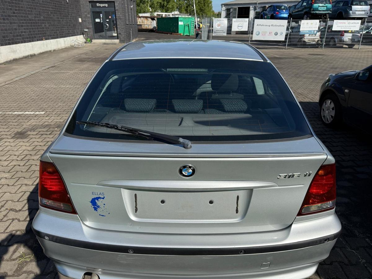 BMW E46 Compact original Heckklappe mit Scheibe 354 Titansilber Rohbau BJ04